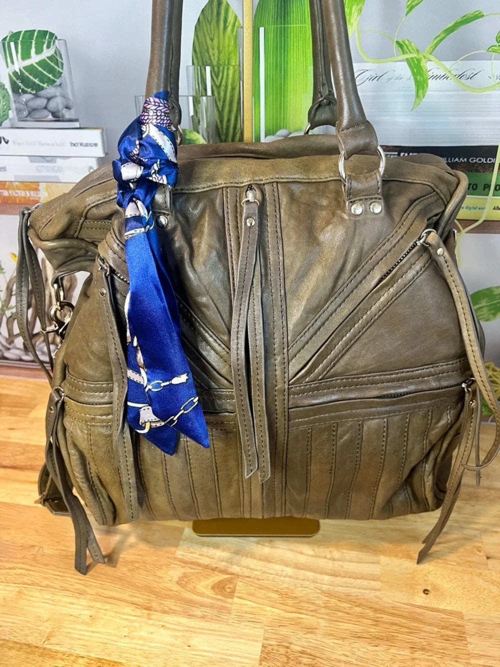 Vintage Y2K Junior Drake Bag Olive Brown Leather Pinup Ladies Lining Hobo - Picture 5 of 12